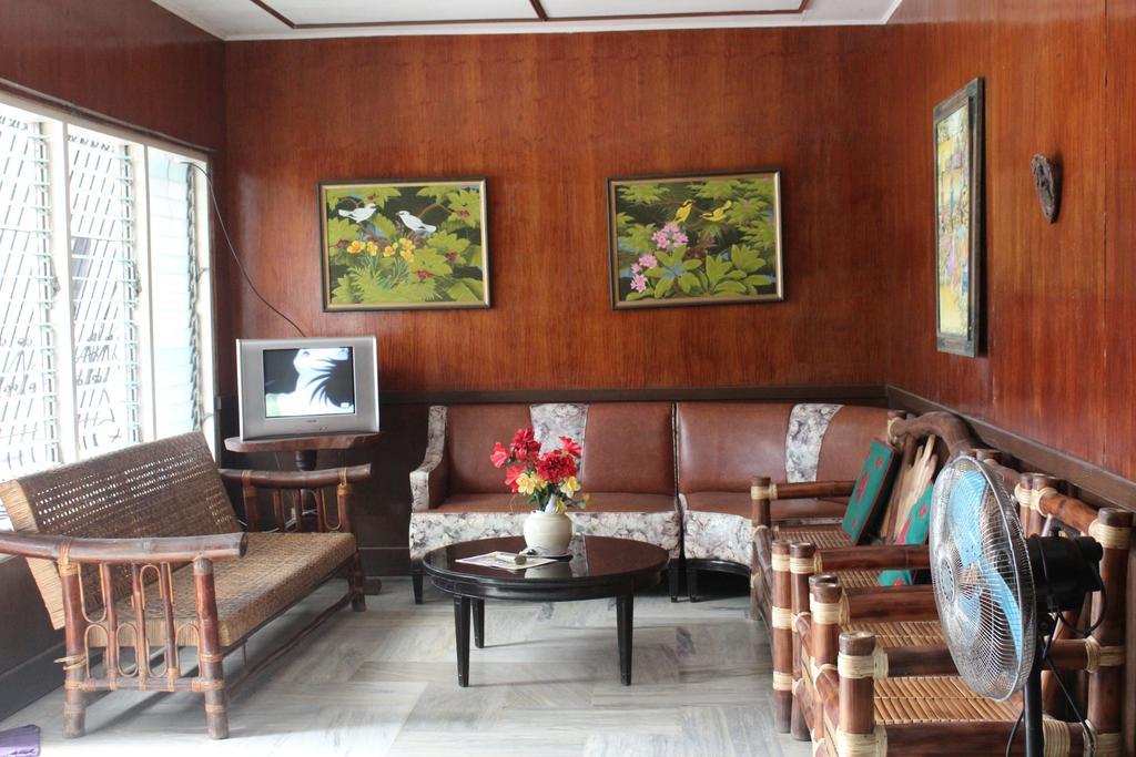 Hotel Casa Dayang Kalibo Extérieur photo